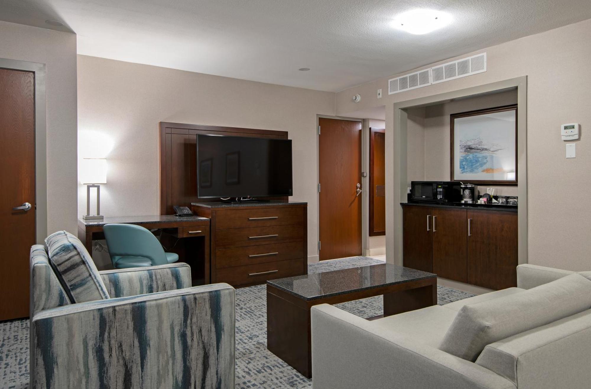 Doubletree By Hilton - Kamloops Hotel Ngoại thất bức ảnh